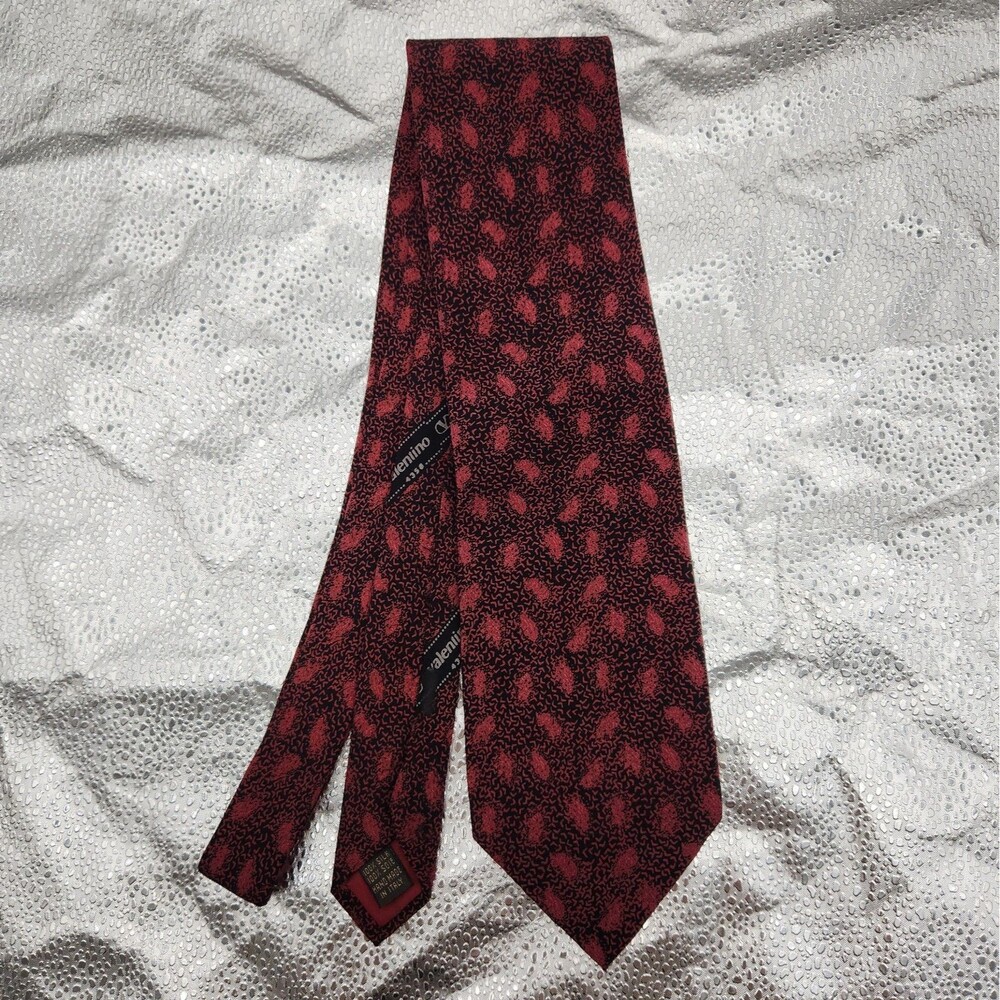 Tie Valentino Cravatte Italy 4358 Silk Necktie Red Black Speckled Hand Made VTG
